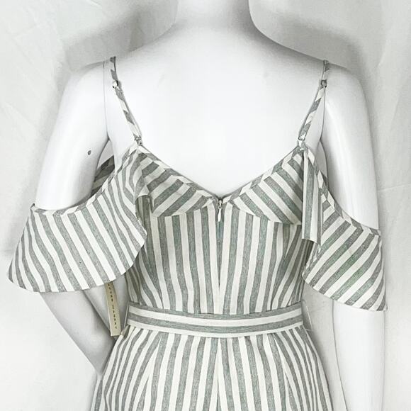 After Market White & Gray Stripe Flutter Cold Shoulder Ruffle Hem Romper SzS NWT - Picture 15 of 16